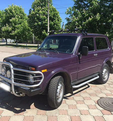 Фиолетовый ВАЗ 2121 Нива, объемом двигателя 1.7 л и пробегом 118 тыс. км за 3800 $, фото 1 на Automoto.ua