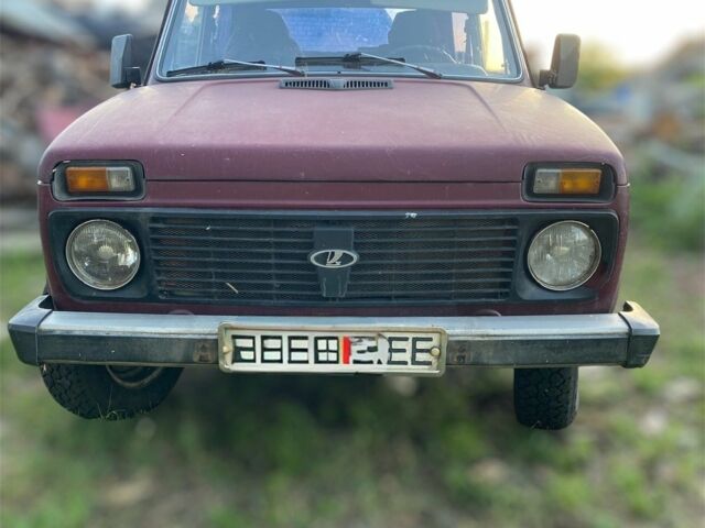 Красный ВАЗ 2121, объемом двигателя 0 л и пробегом 110 тыс. км за 1700 $, фото 1 на Automoto.ua