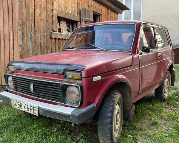 Красный ВАЗ 2121 Нива, объемом двигателя 0 л и пробегом 150 тыс. км за 1200 $, фото 1 на Automoto.ua