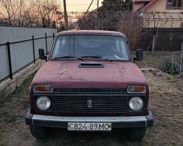 Червоний ВАЗ 2121 Нива, об'ємом двигуна 0 л та пробігом 5 тис. км за 2000 $, фото 1 на Automoto.ua