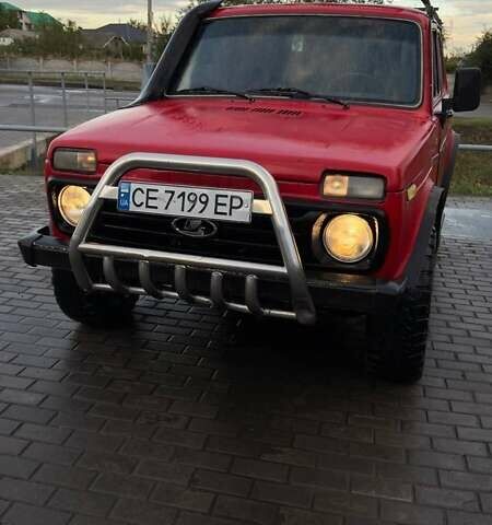 Красный ВАЗ 2121 Нива, объемом двигателя 1.9 л и пробегом 50 тыс. км за 2500 $, фото 1 на Automoto.ua