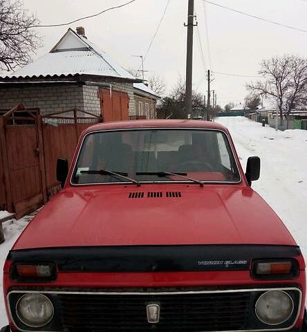 Червоний ВАЗ 2121 Нива, об'ємом двигуна 1.6 л та пробігом 111 тис. км за 2202 $, фото 1 на Automoto.ua