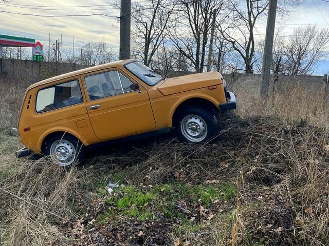 ВАЗ 2121 Нива, об'ємом двигуна 1.6 л та пробігом 100 тис. км за 1400 $, фото 1 на Automoto.ua