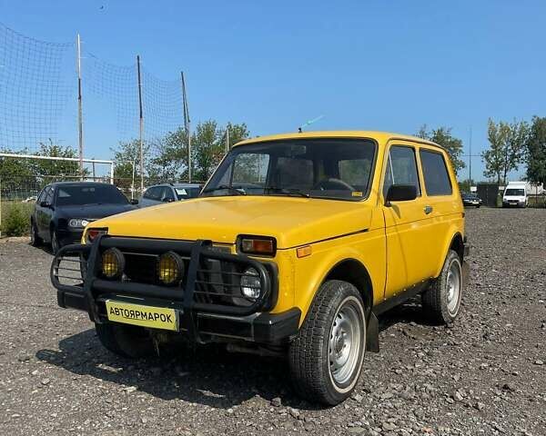 Желтый ВАЗ 2121 Нива, объемом двигателя 1.6 л и пробегом 40 тыс. км за 2290 $, фото 1 на Automoto.ua