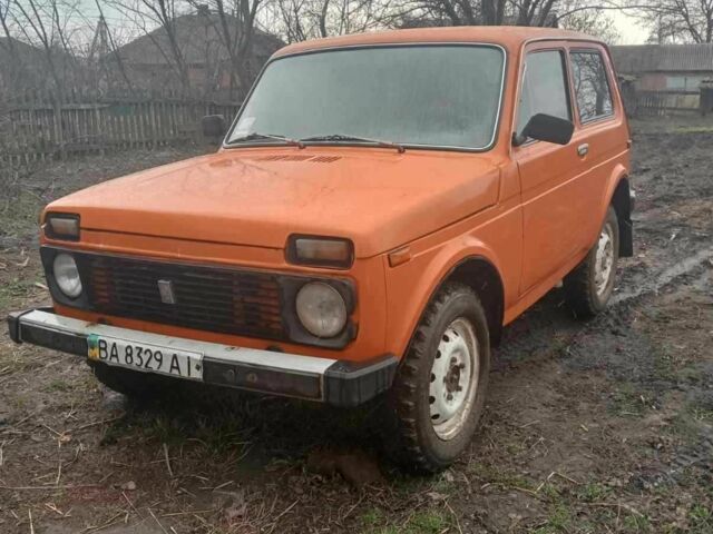 Желтый ВАЗ 2121, объемом двигателя 1.6 л и пробегом 335 тыс. км за 1500 $, фото 1 на Automoto.ua