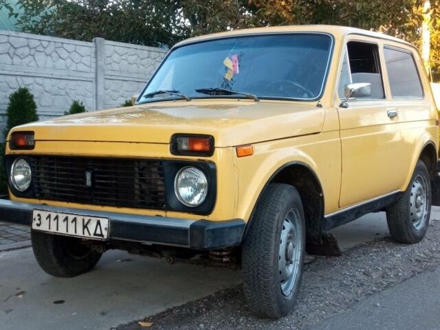 Желтый ВАЗ 2121, объемом двигателя 1.6 л и пробегом 24 тыс. км за 1600 $, фото 1 на Automoto.ua