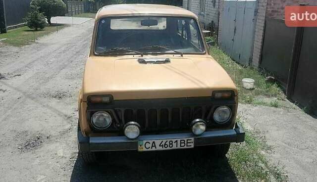 Жовтий ВАЗ 2121 Нива, об'ємом двигуна 1.6 л та пробігом 101 тис. км за 4000 $, фото 1 на Automoto.ua