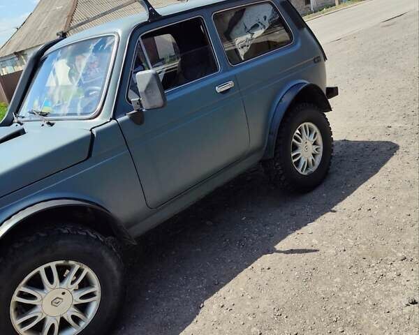 Сірий ВАЗ 2121 Нива, об'ємом двигуна 1.57 л та пробігом 200 тис. км за 2159 $, фото 1 на Automoto.ua