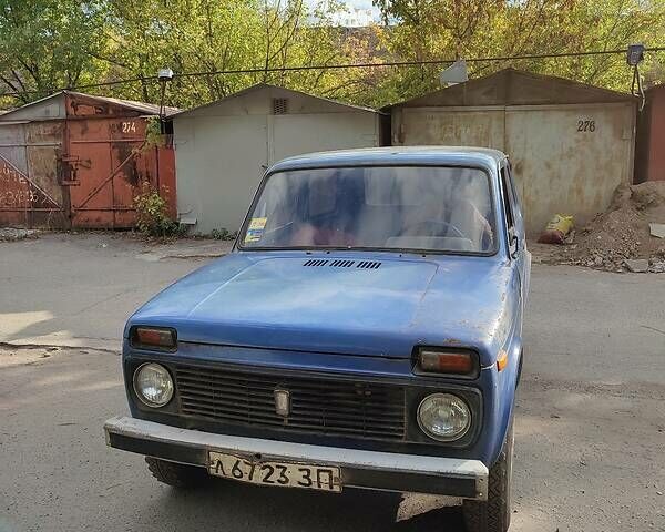 Синий ВАЗ 2121 Нива, объемом двигателя 1.3 л и пробегом 42 тыс. км за 1400 $, фото 1 на Automoto.ua