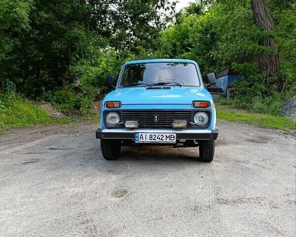 Синий ВАЗ 2121 Нива, объемом двигателя 1.6 л и пробегом 75 тыс. км за 2300 $, фото 1 на Automoto.ua