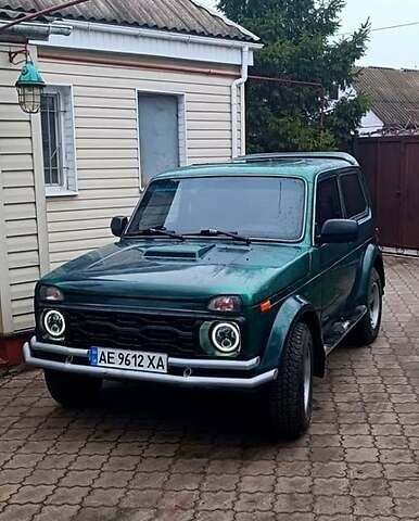 Зеленый ВАЗ 2121 Нива, объемом двигателя 1.6 л и пробегом 50 тыс. км за 2900 $, фото 1 на Automoto.ua