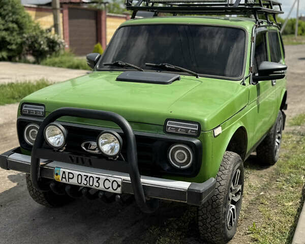 Зеленый ВАЗ 2121 Нива, объемом двигателя 1.57 л и пробегом 100 тыс. км за 2600 $, фото 1 на Automoto.ua