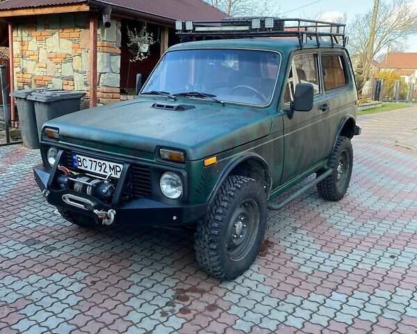 Зелений ВАЗ 2121 Нива, об'ємом двигуна 1.5 л та пробігом 10 тис. км за 3200 $, фото 1 на Automoto.ua
