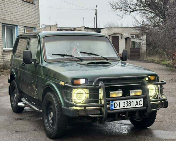 Зеленый ВАЗ 2121 Нива, объемом двигателя 1.57 л и пробегом 70 тыс. км за 1999 $, фото 1 на Automoto.ua