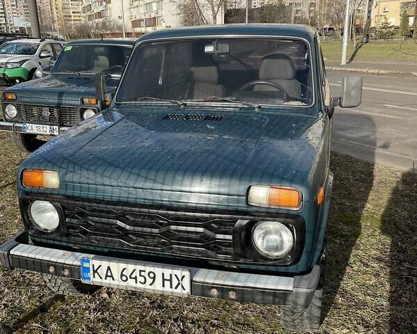 Зеленый ВАЗ 2121 Нива, объемом двигателя 1.7 л и пробегом 200 тыс. км за 4500 $, фото 1 на Automoto.ua