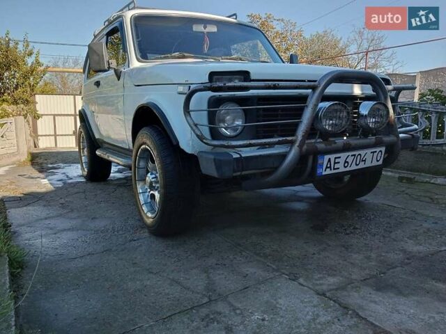 Білий ВАЗ 21213 Niva, об'ємом двигуна 1.67 л та пробігом 86 тис. км за 1500 $, фото 1 на Automoto.ua