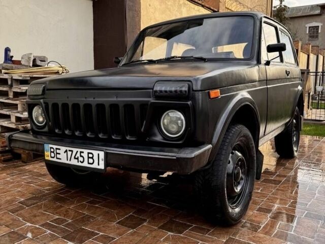 Белый ВАЗ 21213 Niva, объемом двигателя 1.6 л и пробегом 213 тыс. км за 2000 $, фото 1 на Automoto.ua