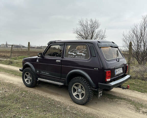 Фиолетовый ВАЗ 21213 Niva, объемом двигателя 1.7 л и пробегом 162 тыс. км за 3300 $, фото 1 на Automoto.ua