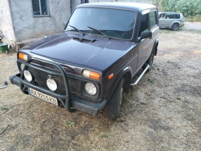 Фиолетовый ВАЗ 21213 Niva, объемом двигателя 1.7 л и пробегом 280 тыс. км за 3350 $, фото 1 на Automoto.ua