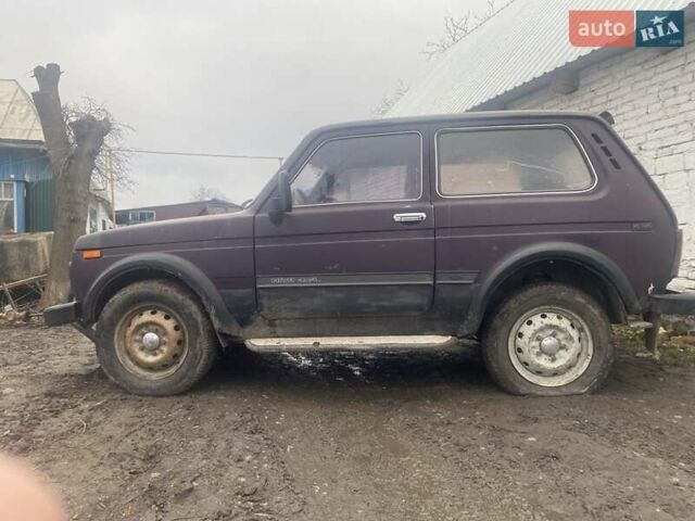 Фиолетовый ВАЗ 21213 Niva, объемом двигателя 1.7 л и пробегом 240 тыс. км за 1500 $, фото 1 на Automoto.ua