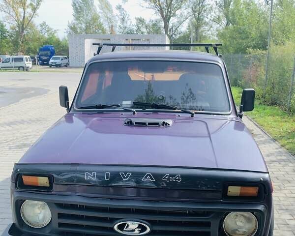 Фиолетовый ВАЗ 21213 Niva, объемом двигателя 1.7 л и пробегом 174 тыс. км за 3150 $, фото 1 на Automoto.ua