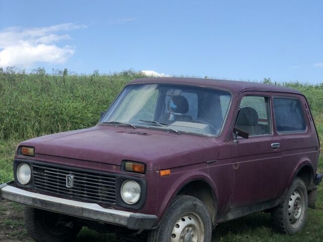 Красный ВАЗ 21213 Niva, объемом двигателя 1.7 л и пробегом 150 тыс. км за 750 $, фото 1 на Automoto.ua