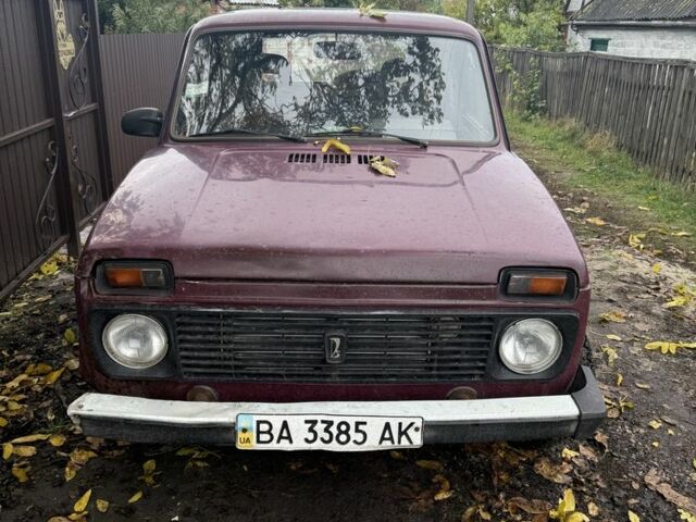 Червоний ВАЗ 21213 Niva, об'ємом двигуна 1.7 л та пробігом 200 тис. км за 1450 $, фото 1 на Automoto.ua