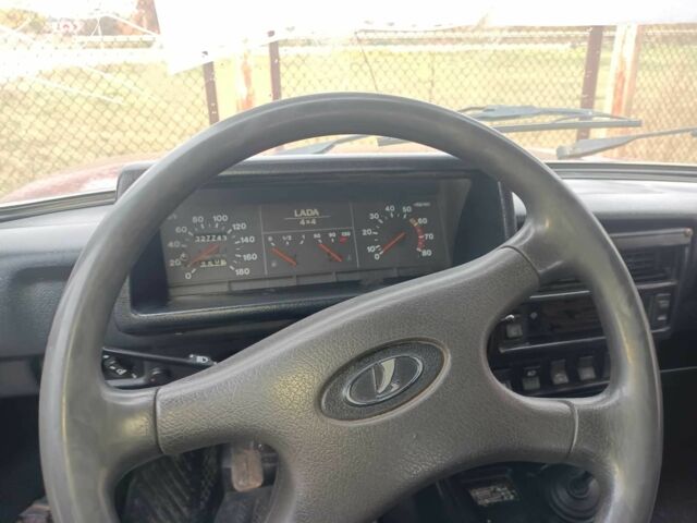 Красный ВАЗ 21213 Niva, объемом двигателя 1.7 л и пробегом 3 тыс. км за 2126 $, фото 1 на Automoto.ua