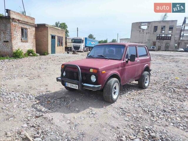Красный ВАЗ 21213 Niva, объемом двигателя 1.7 л и пробегом 16 тыс. км за 2100 $, фото 1 на Automoto.ua