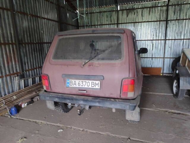 Красный ВАЗ 21213 Niva, объемом двигателя 1.7 л и пробегом 25 тыс. км за 2200 $, фото 1 на Automoto.ua