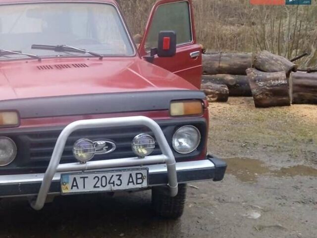 Червоний ВАЗ 21213 Niva, об'ємом двигуна 1.7 л та пробігом 150 тис. км за 2400 $, фото 1 на Automoto.ua