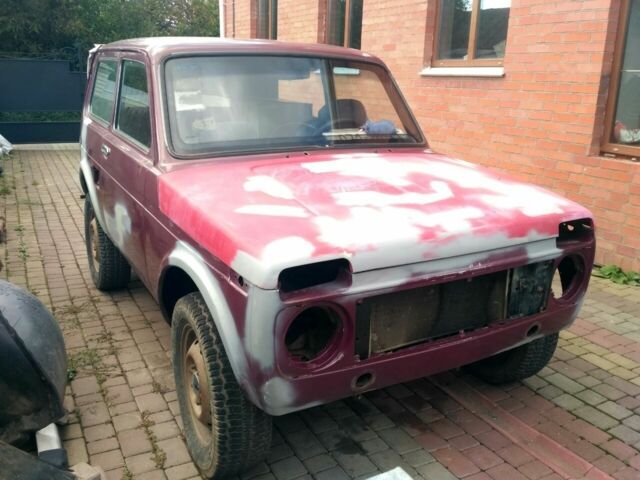 Красный ВАЗ 21213 Niva, объемом двигателя 0 л и пробегом 115 тыс. км за 1500 $, фото 1 на Automoto.ua