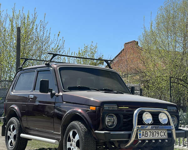 Красный ВАЗ 21213 Niva, объемом двигателя 1.69 л и пробегом 69 тыс. км за 5300 $, фото 1 на Automoto.ua