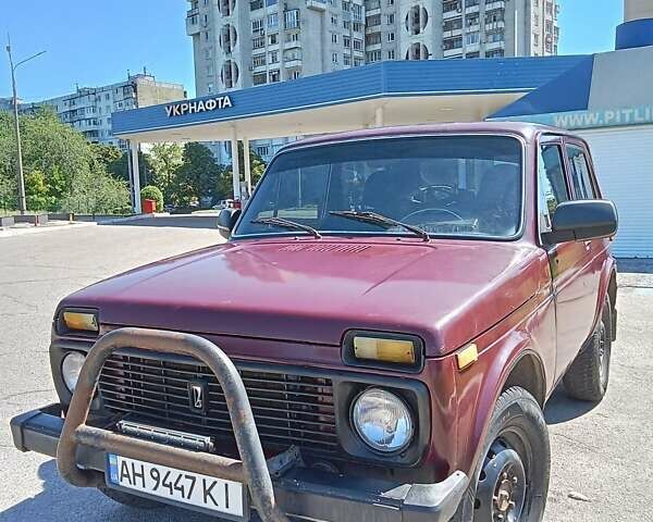ВАЗ 21213 Niva, объемом двигателя 1.7 л и пробегом 256 тыс. км за 2039 $, фото 1 на Automoto.ua