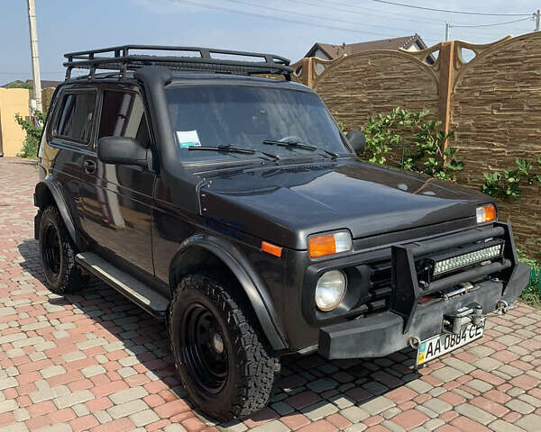 Сірий ВАЗ 21213 Niva, об'ємом двигуна 1.9 л та пробігом 60 тис. км за 5000 $, фото 1 на Automoto.ua