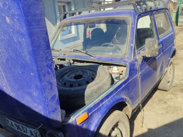 Синий ВАЗ 21213 Niva, объемом двигателя 0 л и пробегом 999 тыс. км за 569 $, фото 1 на Automoto.ua