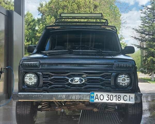 Синій ВАЗ 21213 Niva, об'ємом двигуна 1.7 л та пробігом 200 тис. км за 3000 $, фото 1 на Automoto.ua
