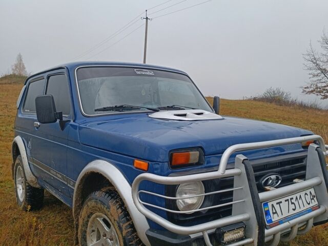 Синий ВАЗ 21213 Niva, объемом двигателя 1.7 л и пробегом 173 тыс. км за 3300 $, фото 1 на Automoto.ua