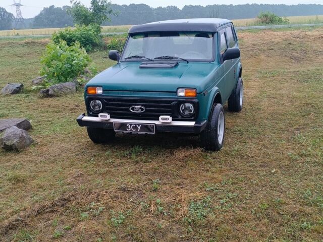 Зеленый ВАЗ 21213 Niva, объемом двигателя 0 л и пробегом 100 тыс. км за 3500 $, фото 1 на Automoto.ua