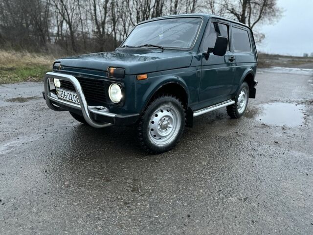 Зелений ВАЗ 21213 Niva, об'ємом двигуна 1.6 л та пробігом 200 тис. км за 2100 $, фото 1 на Automoto.ua