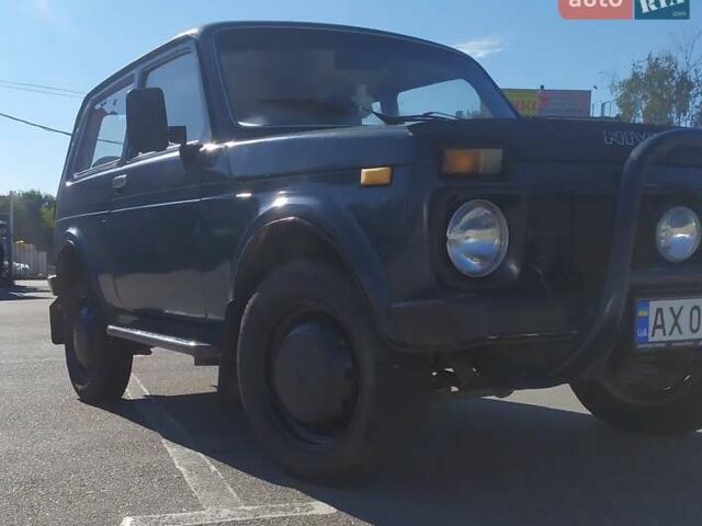 Зеленый ВАЗ 21213 Niva, объемом двигателя 1.7 л и пробегом 192 тыс. км за 2800 $, фото 1 на Automoto.ua