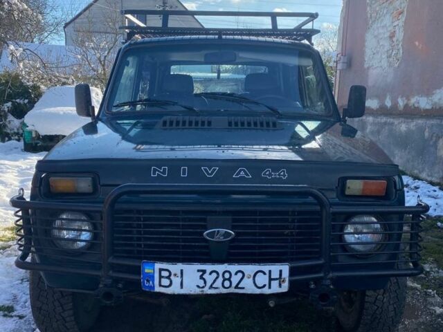 Зелений ВАЗ 21213 Niva, об'ємом двигуна 1.7 л та пробігом 140 тис. км за 2400 $, фото 1 на Automoto.ua