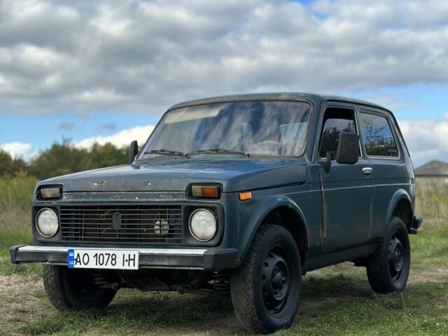 Зеленый ВАЗ 21213 Niva, объемом двигателя 1.7 л и пробегом 200 тыс. км за 1799 $, фото 1 на Automoto.ua