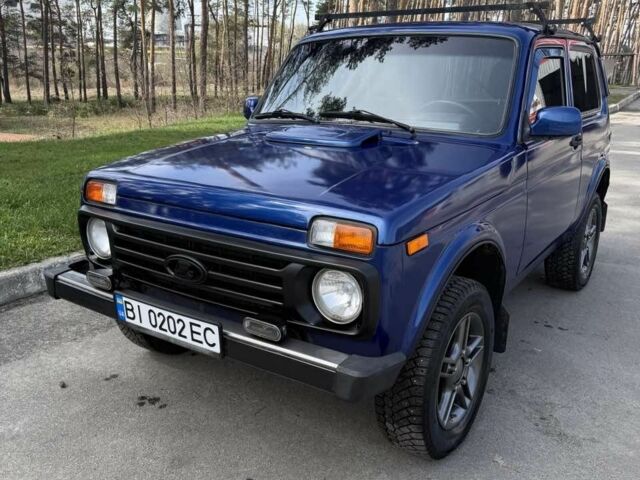 Зеленый ВАЗ 21213 Niva, объемом двигателя 1.9 л и пробегом 333 тыс. км за 3600 $, фото 1 на Automoto.ua