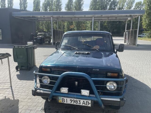Зеленый ВАЗ 21213 Niva, объемом двигателя 1.7 л и пробегом 999 тыс. км за 1335 $, фото 1 на Automoto.ua