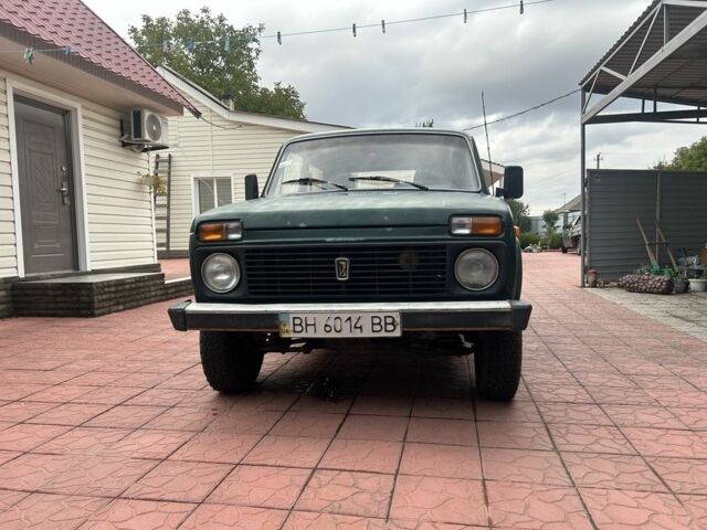 Зеленый ВАЗ 21213 Niva, объемом двигателя 1.6 л и пробегом 180 тыс. км за 1900 $, фото 1 на Automoto.ua