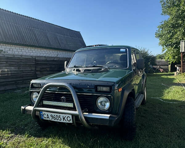 Зелений ВАЗ 21213 Niva, об'ємом двигуна 1.7 л та пробігом 200 тис. км за 3400 $, фото 1 на Automoto.ua