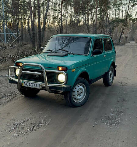 Зелений ВАЗ 21213 Niva, об'ємом двигуна 1.6 л та пробігом 100 тис. км за 2300 $, фото 1 на Automoto.ua