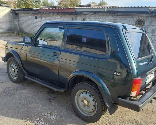 Зеленый ВАЗ 21213 Niva, объемом двигателя 1.69 л и пробегом 108 тыс. км за 2100 $, фото 1 на Automoto.ua