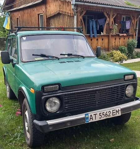 Зелений ВАЗ 21213 Niva, об'ємом двигуна 1.69 л та пробігом 100 тис. км за 2500 $, фото 1 на Automoto.ua